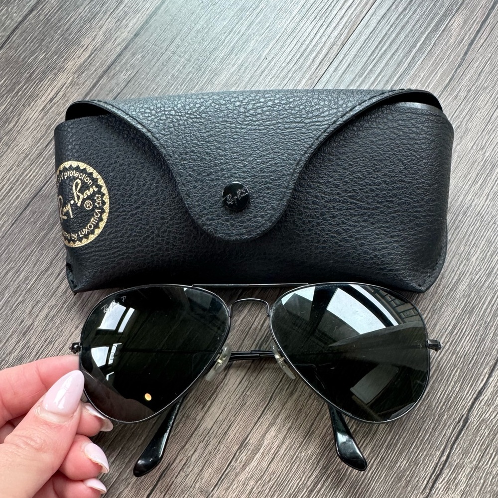 Black RayBan Aviators